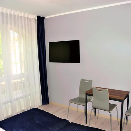 Annamarie Hostel *