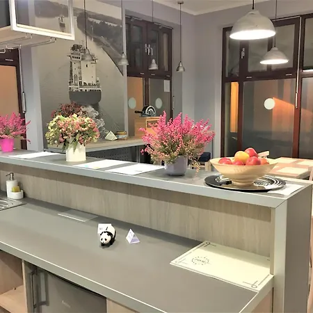 Annamarie Хостел *