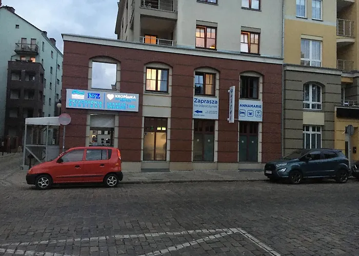 Annamarie Στσέτσιν